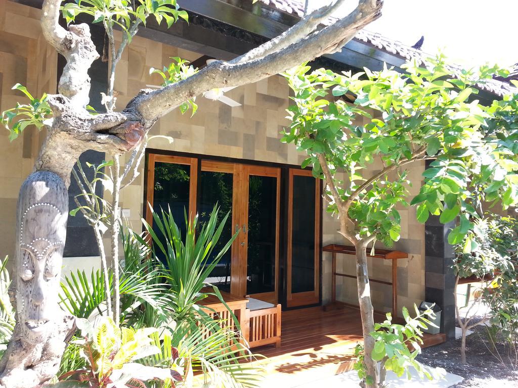 Taman Senang - Private Pool Villas - Gili Air Exterior photo